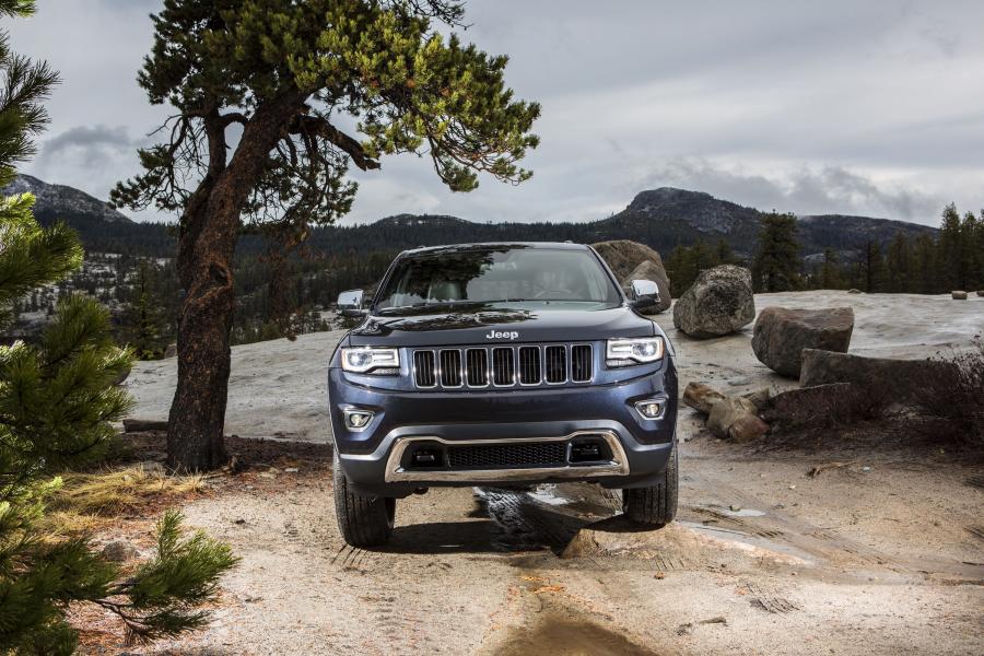  Jeep Grand Cherokee Limited 2014 года  (фото 35 из 44)